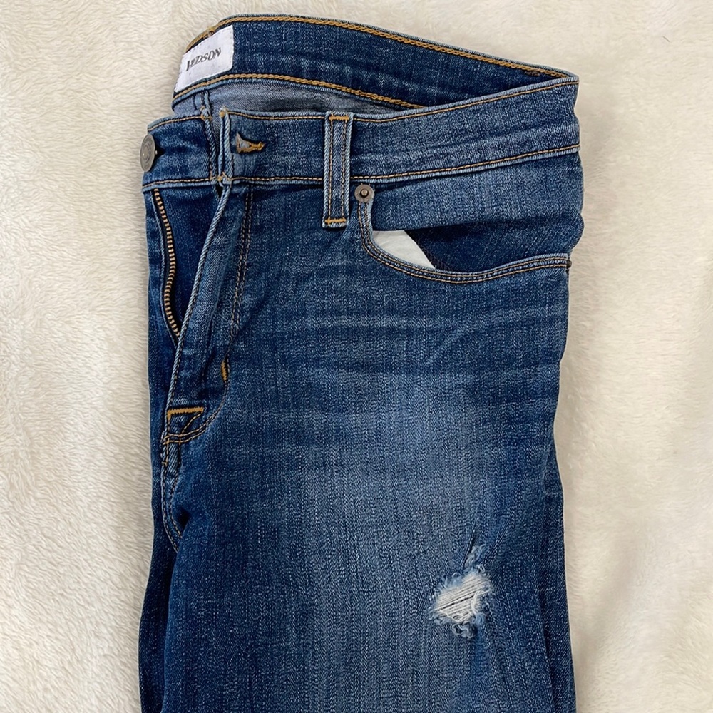 Hudson Nico Midrise super skinny Jean! Size 29! Great condition!